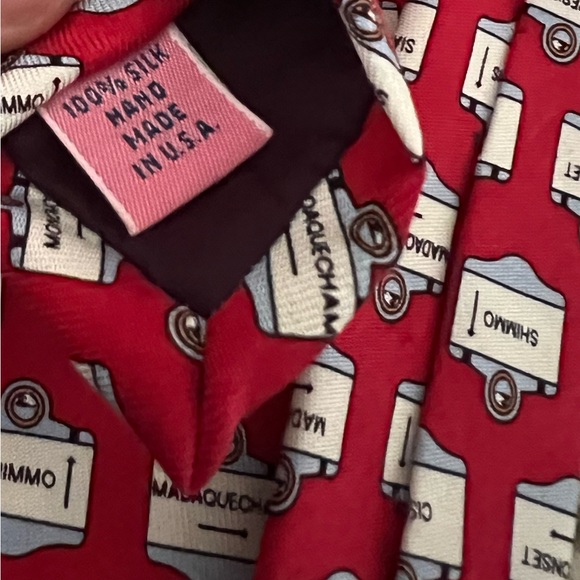 Vineyard Vines all silk tie - Picture 2 of 3